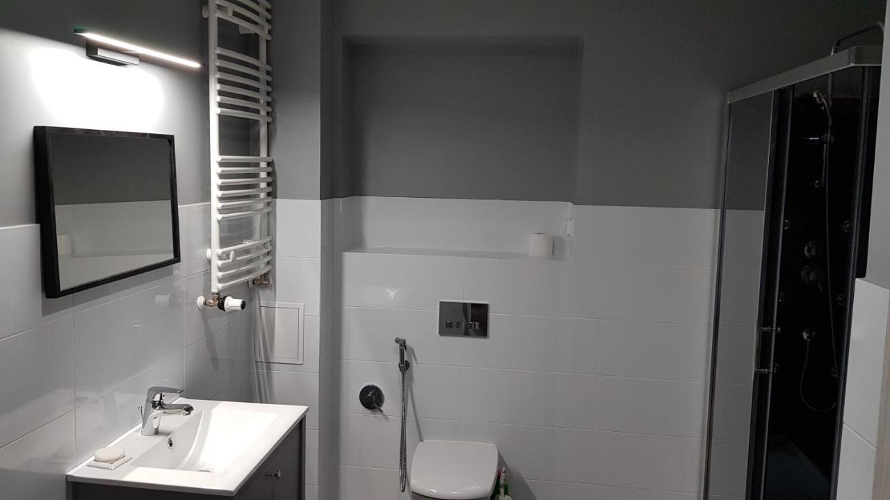 Avalon Apart 1 Legnica Kültér fotó